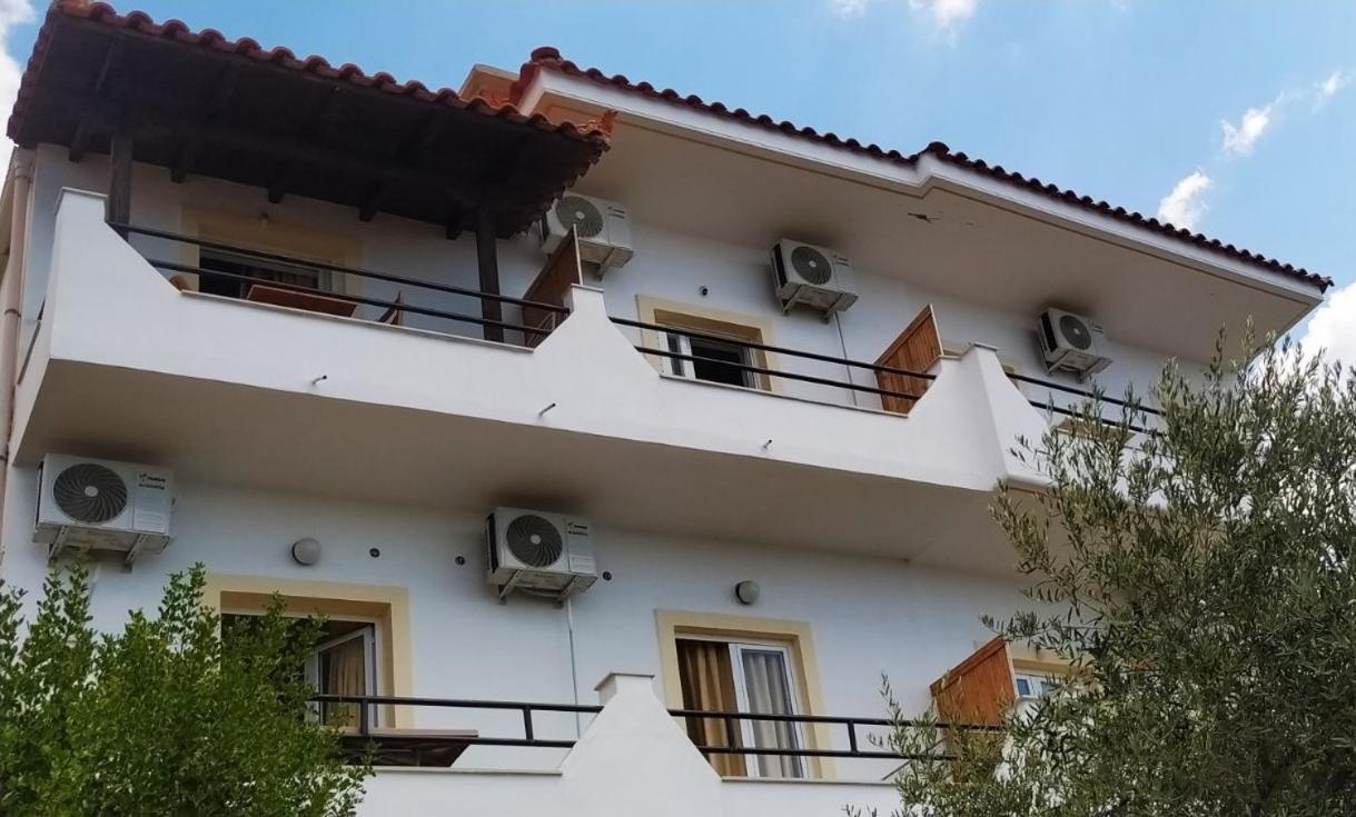 Bel Air Rooms Himarë Dış mekan fotoğraf