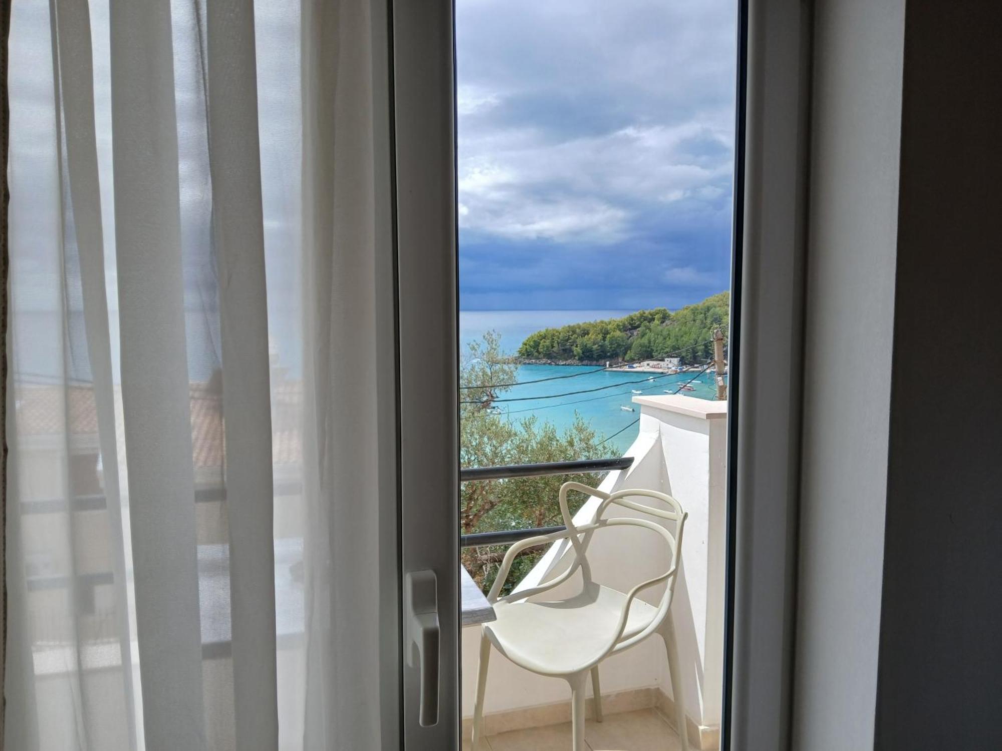 Bel Air Rooms Himarë Dış mekan fotoğraf